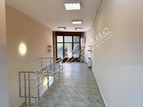 Magazin Bratia Miladinovi, Burgas 1