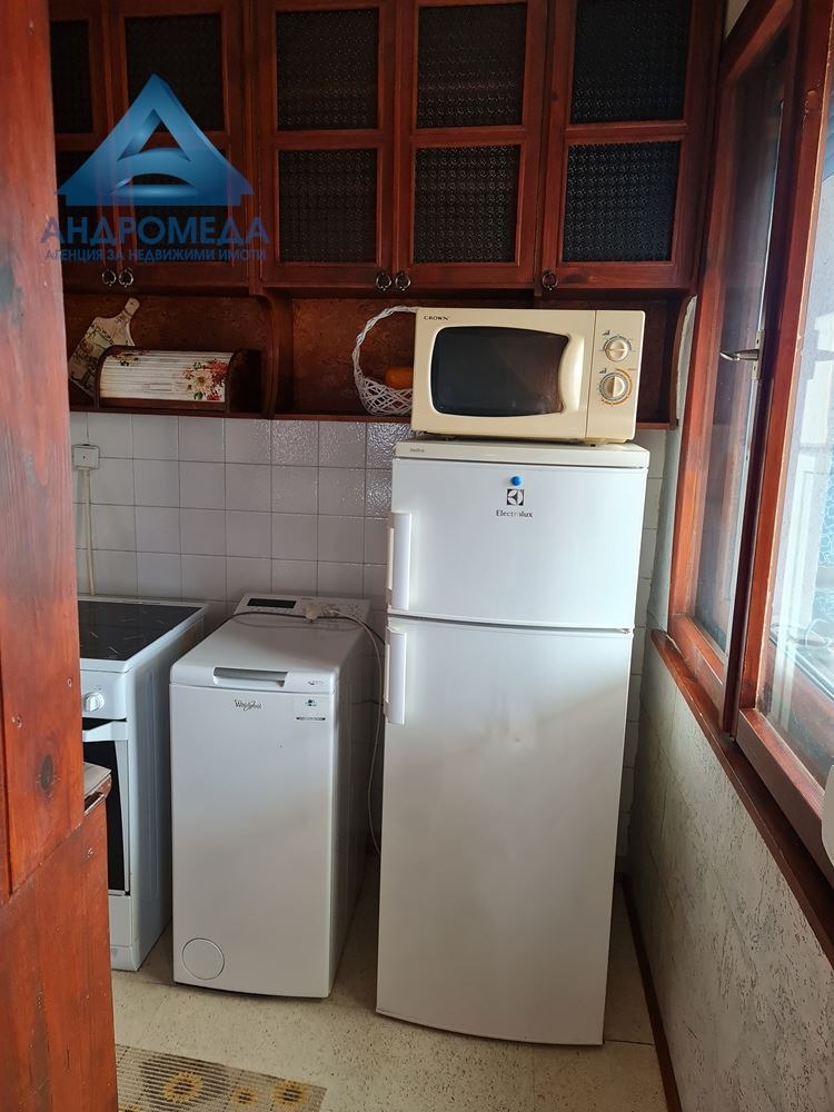 Продава 2-СТАЕН, гр. Плевен, 9-ти квартал, снимка 4 - Апартаменти - 50893277