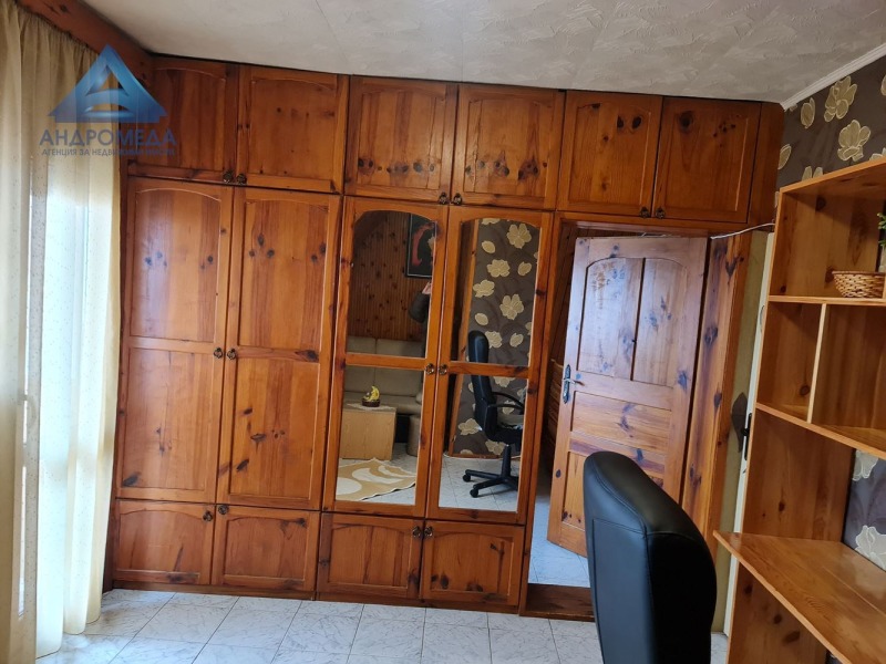 Продава 2-СТАЕН, гр. Плевен, 9-ти квартал, снимка 9 - Апартаменти - 50893277