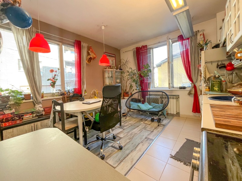 Продава 3-СТАЕН, гр. София, Яворов, снимка 8 - Апартаменти - 52530720