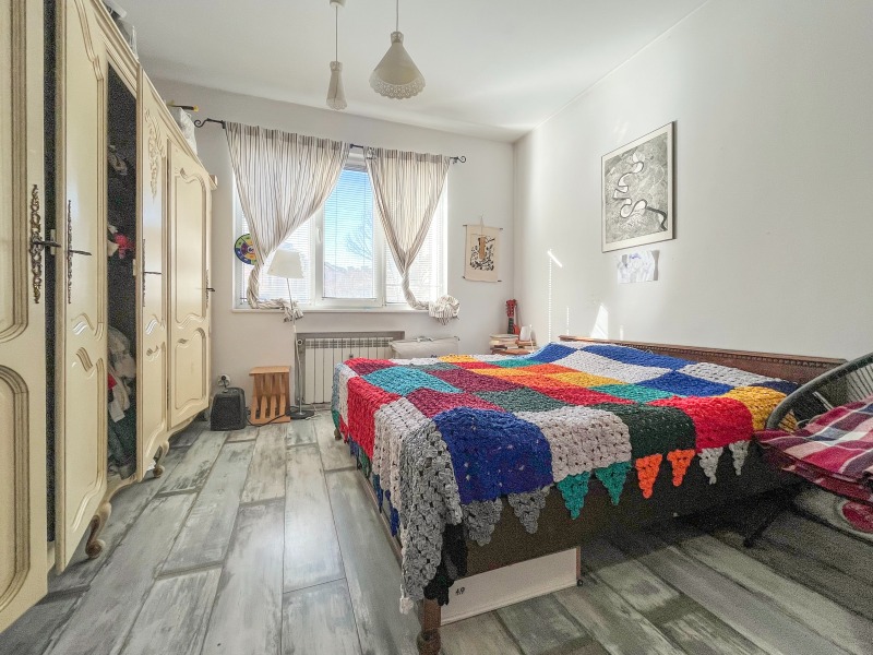 Продава 3-СТАЕН, гр. София, Яворов, снимка 2 - Апартаменти - 52530720