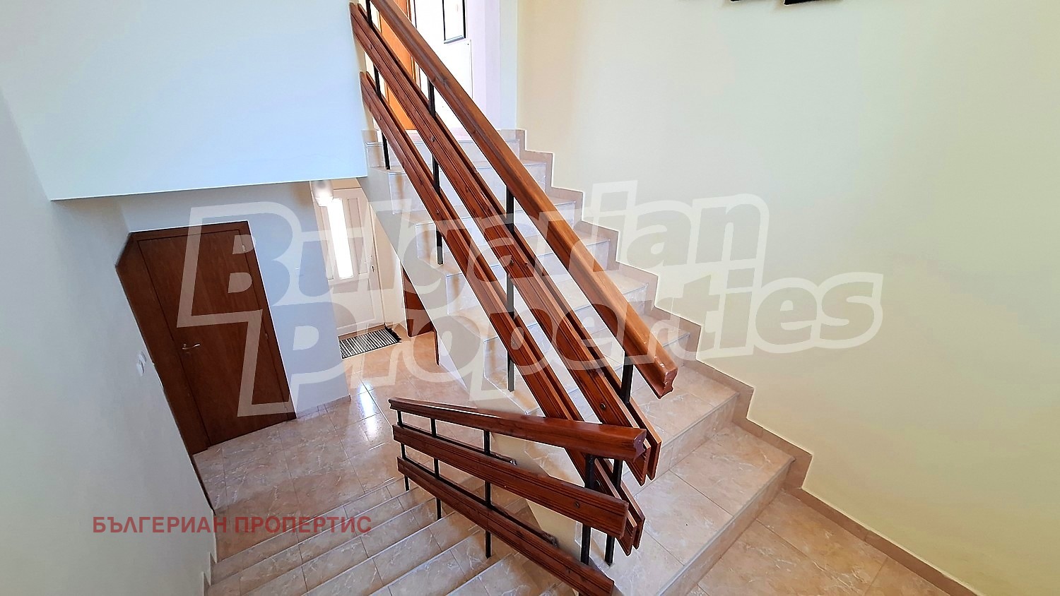 Продава КЪЩА, гр. Балчик, област Добрич, снимка 13 - Къщи - 55694362