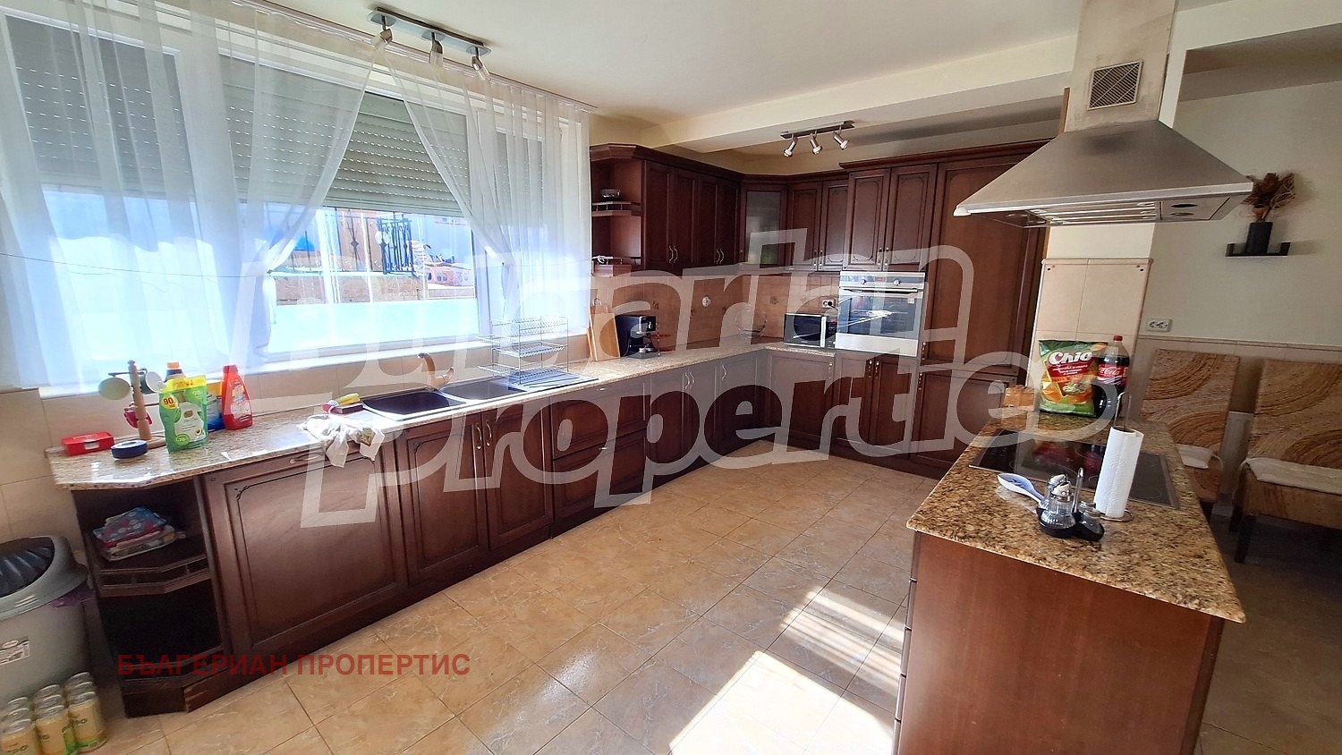 Продава КЪЩА, гр. Балчик, област Добрич, снимка 6 - Къщи - 55694362