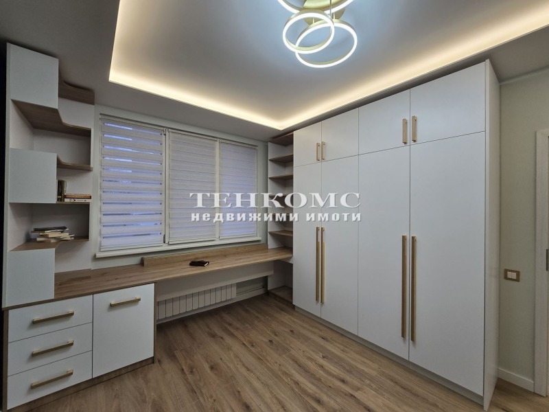 Till salu  2 sovrum Sofia , Krasno selo , 90 kvm | 15165944 - bild [13]