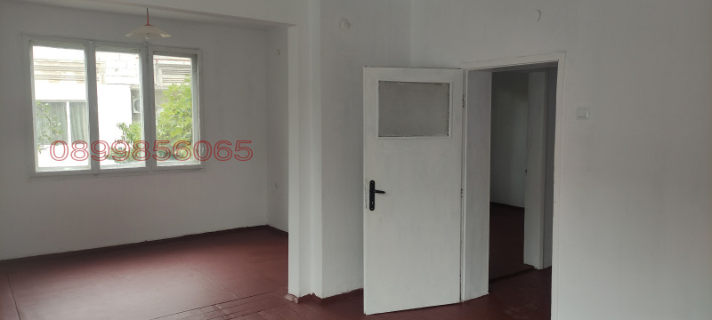 На продаж  3 кімнатна Кюстендил , Център , 85 кв.м | 47785606 - зображення [6]