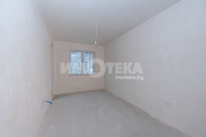 For Sale  3+ bedroom Plovdiv , Kamenitsa 1 , 184 sq.m | 76730355 - image [7]