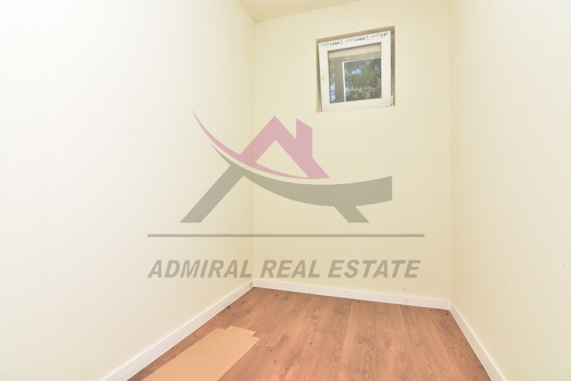 Till salu  Hus Varna , m-t Zelenika , 375 kvm | 33884640 - bild [10]
