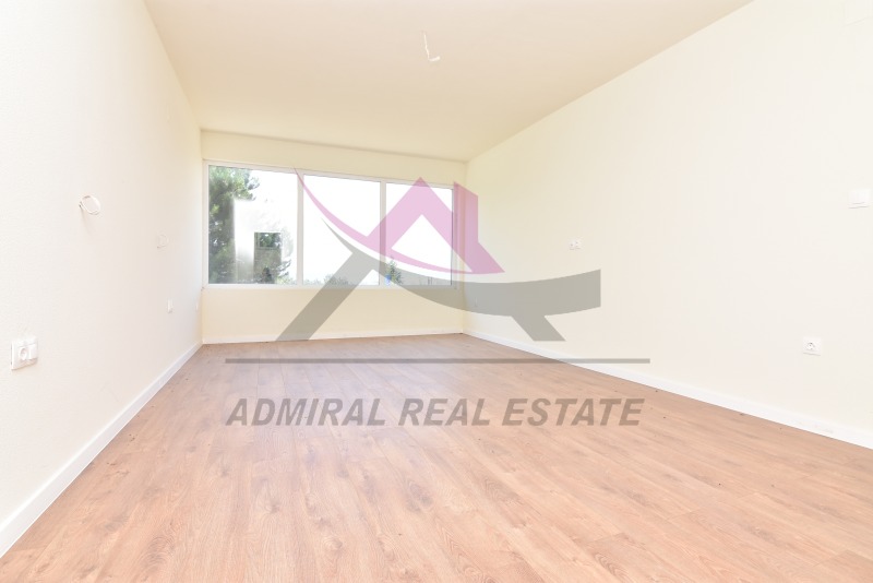 Till salu  Hus Varna , m-t Zelenika , 375 kvm | 33884640 - bild [11]