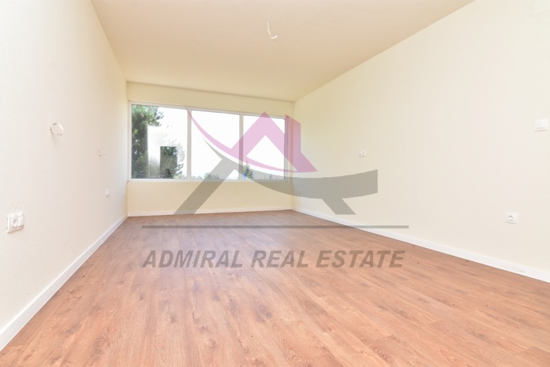 Till salu  Hus Varna , m-t Zelenika , 375 kvm | 33884640 - bild [12]