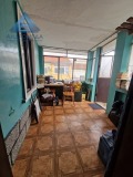 Продава КЪЩА, град Плевен, 9-ти квартал • 75000 € / 146687.25 лв. • 47949781 11