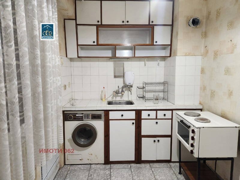 Na prodej  1 ložnice oblast Veliko Tarnovo , Gorna Orjachovica , 65 m2 | 22348712 - obraz [2]