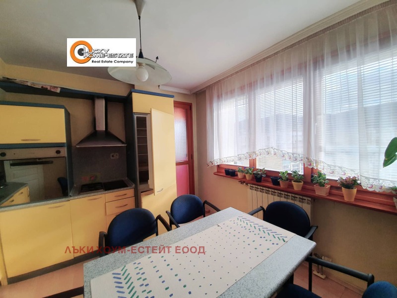 Продава 2-СТАЕН, гр. Перник, Център, снимка 2 - Апартаменти - 52814181