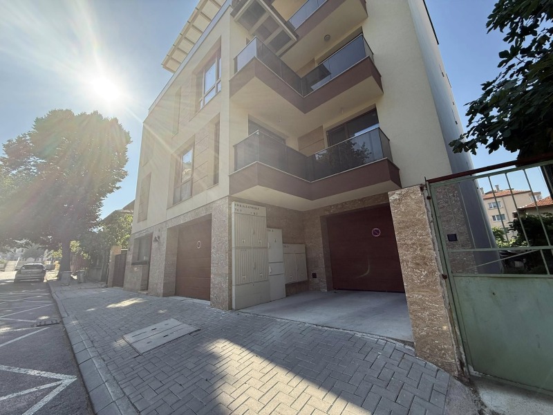 Продава  Многостаен град Благоевград , Идеален център , 147 кв.м | 56803173 - изображение [2]