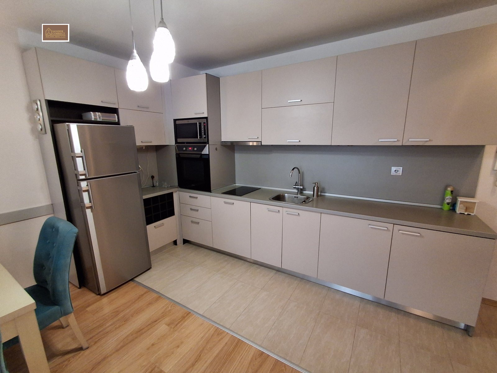 Продава 3-СТАЕН, гр. София, Света Троица, снимка 5 - Апартаменти - 53607825