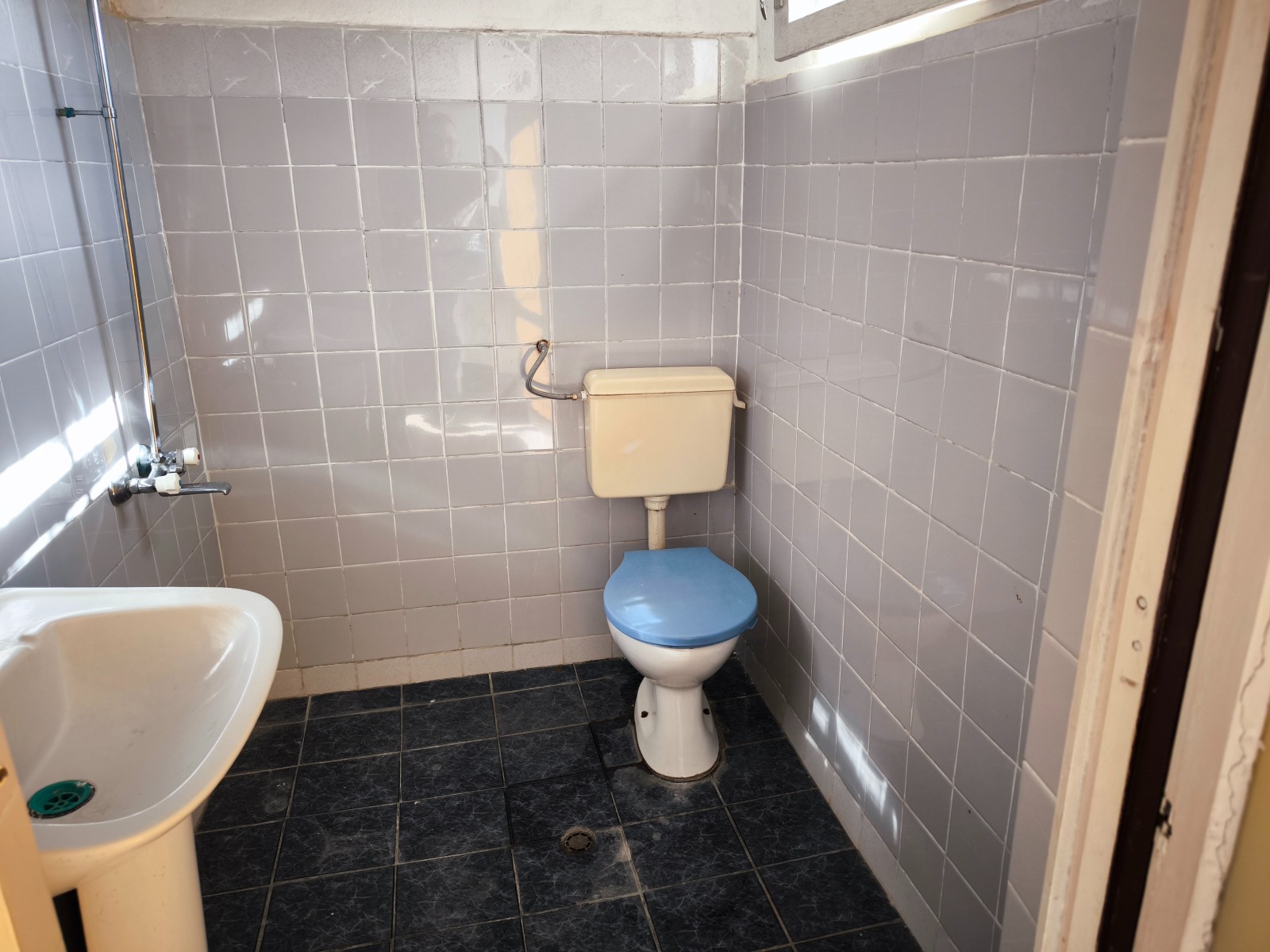 Продава КЪЩА, с. Розовец, област Пловдив, снимка 6 - Къщи - 54605956