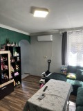 Продава ЕТАЖ ОТ КЪЩА, гр. Монтана, Широк център, снимка 6