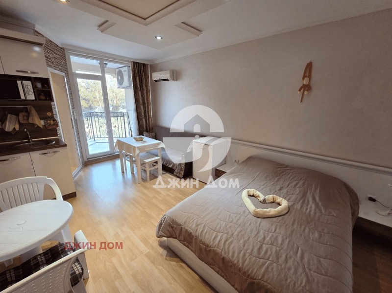 Продава 1-СТАЕН в област Бургас, к.к. Слънчев бряг - 34 кв.м / 60 000 € » 117 349.80 лв., ДЖИН ДОМ