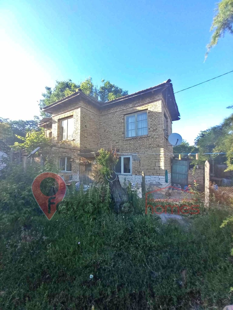 Продава КЪЩА в област Шумен, с. Развигорово - 120 кв.м / 27 000 € » 52 807.41 лв., ФАВОРИТ НЕДВИЖИМИ ИМОТИ