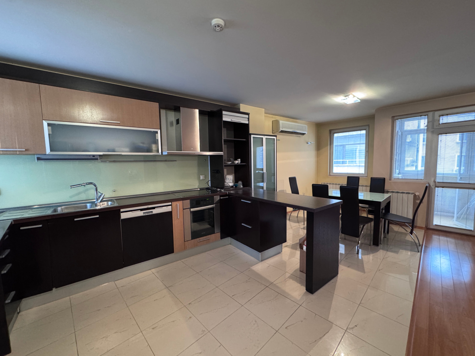 Продава 3-СТАЕН, гр. Пловдив, Кършияка, снимка 2 - Апартаменти - 53738183