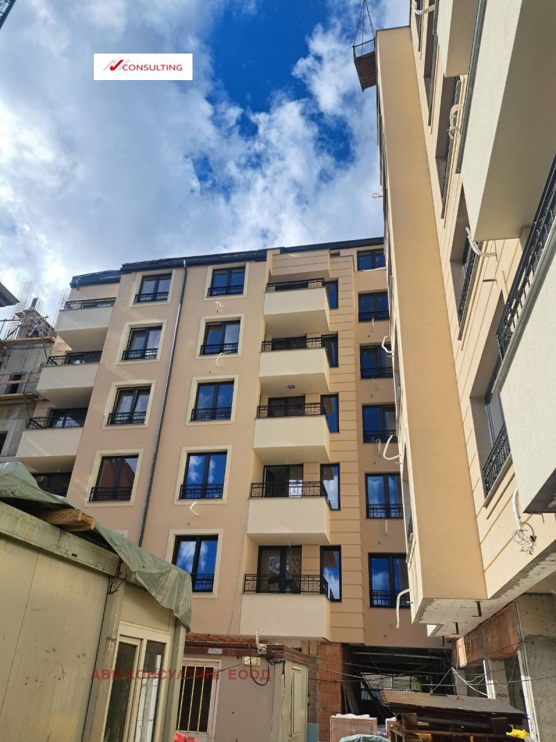 Продава 3-СТАЕН в град София, Център - 114 кв.м / 490 000 € » 958 356.70 лв., АВИ КОНСУЛТИНГ ЕООД