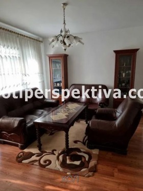 2 Schlafzimmer Izgrew, Plowdiw