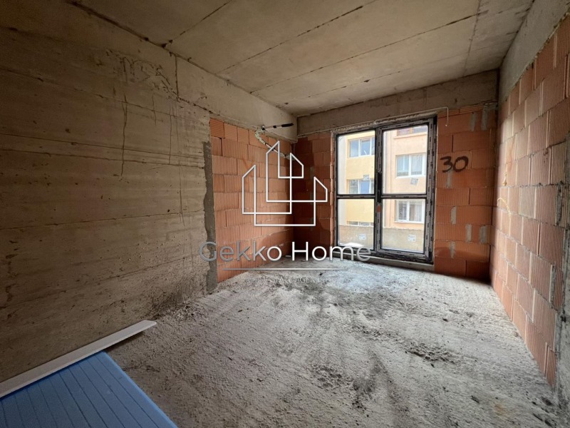 Продава 4-СТАЕН, гр. Варна, Окръжна болница-Генерали, снимка 4 - Апартаменти - 52636997