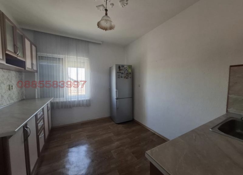 Продава КЪЩА, гр. Елхово, област Ямбол, снимка 10 - Къщи - 52779085