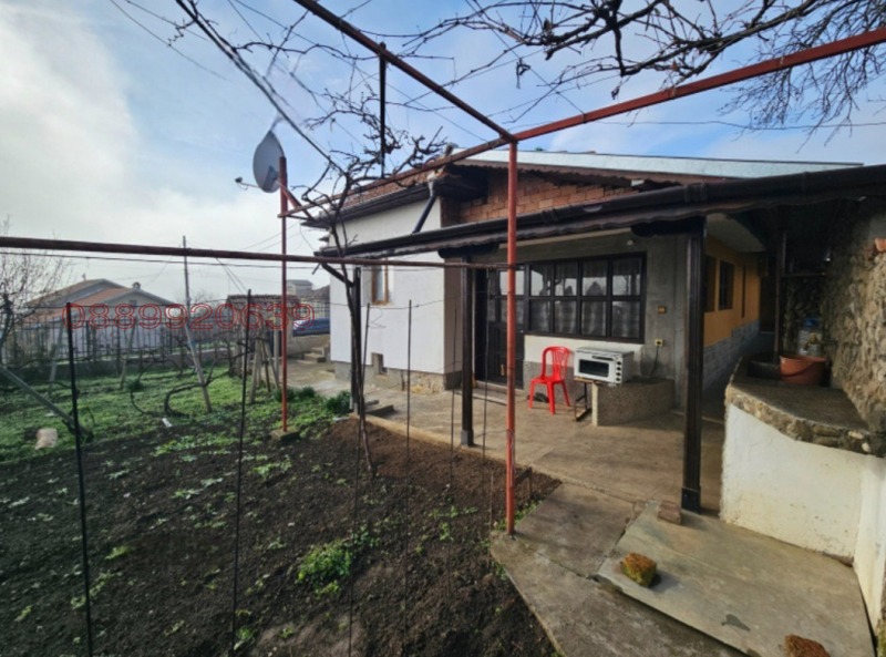 Продава КЪЩА, с. Драгижево, област Велико Търново, снимка 5 - Къщи - 53527979