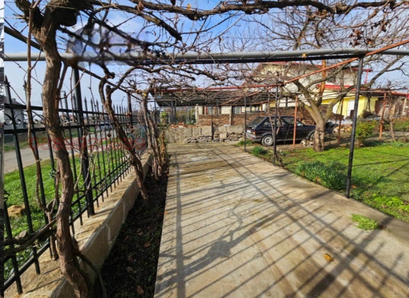 Продава КЪЩА, с. Драгижево, област Велико Търново, снимка 4 - Къщи - 53527979