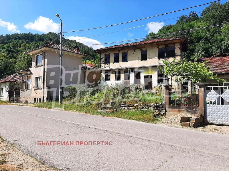 Продава КЪЩА в област Ловеч, с. Бели Осъм - 120 кв.м / 33 500 € » 65 520.31 лв., БЪЛГЕРИАН ПРОПЕРТИС