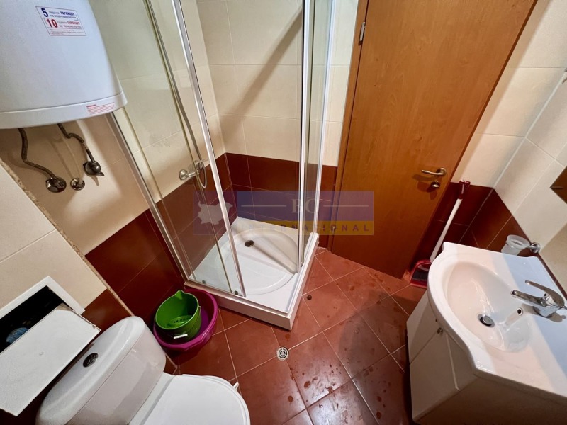 Myytävänä  Studio Burgasin alue , k.k. Slantšev brjag , 36 neliömetriä | 92515052 - kuva [10]
