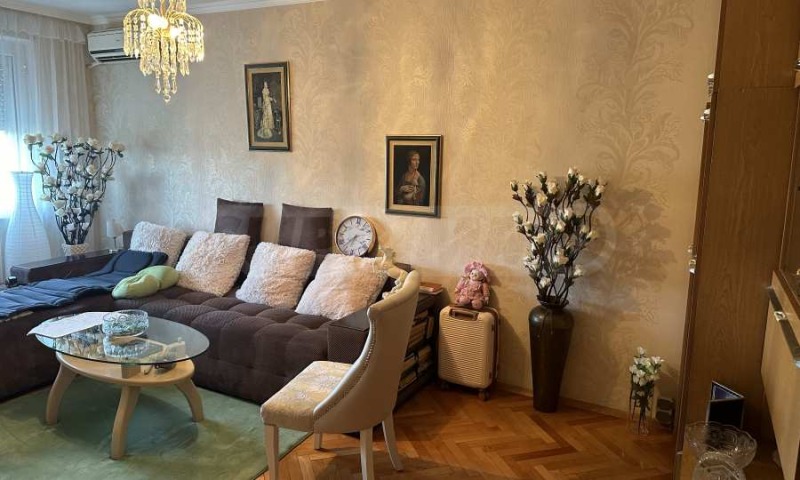 Продава  2-стаен град София , Стрелбище , 57 кв.м | 96133907
