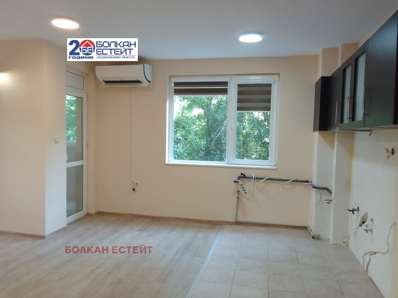 Продава 2-СТАЕН, гр. Велико Търново, Акация, снимка 2 - Апартаменти - 55583214