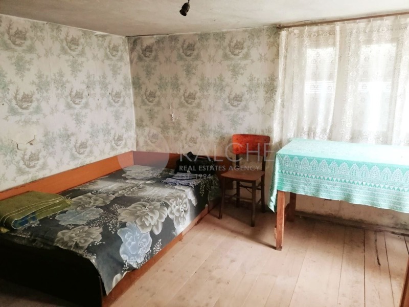 Myytävänä  Talo Dobrichin alue , Obrotšište , 140 neliömetriä | 87569925 - kuva [5]