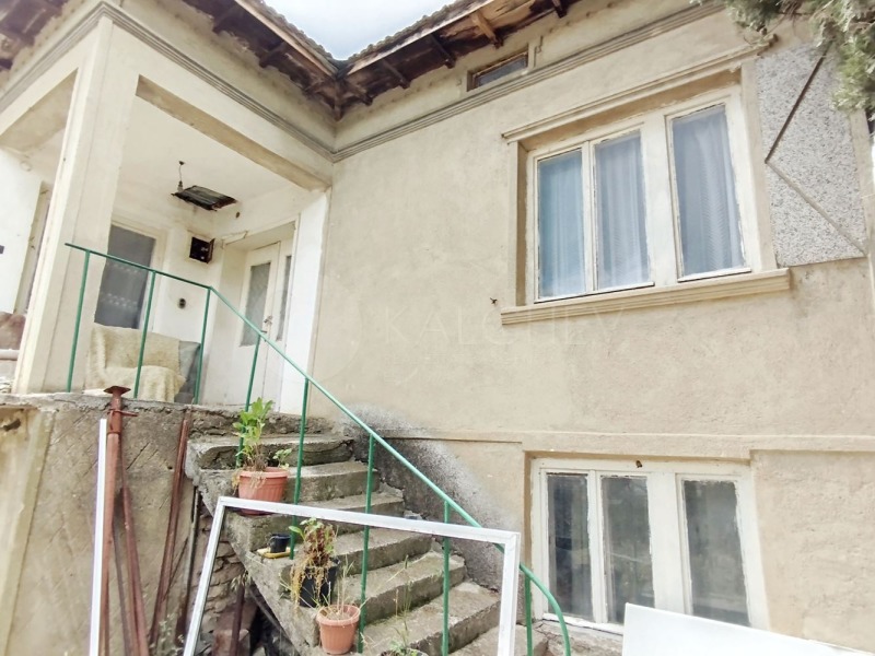 Myytävänä  Talo Dobrichin alue , Obrotšište , 140 neliömetriä | 87569925 - kuva [2]