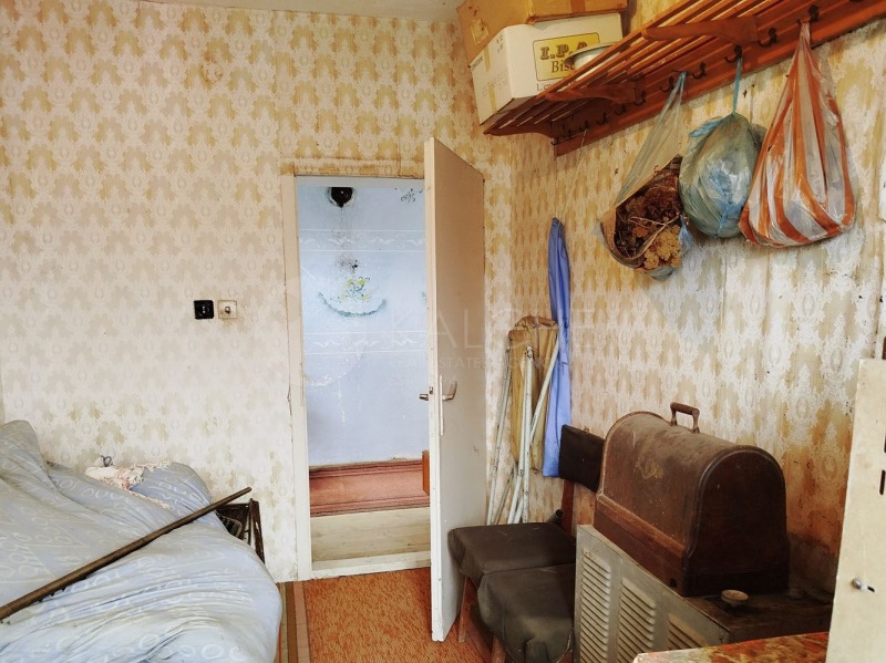 Myytävänä  Talo Dobrichin alue , Obrotšište , 140 neliömetriä | 87569925 - kuva [11]