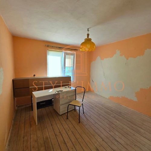 Продава КЪЩА, гр. Разград, Промишлена зона - Изток, снимка 4 - Къщи - 52373941