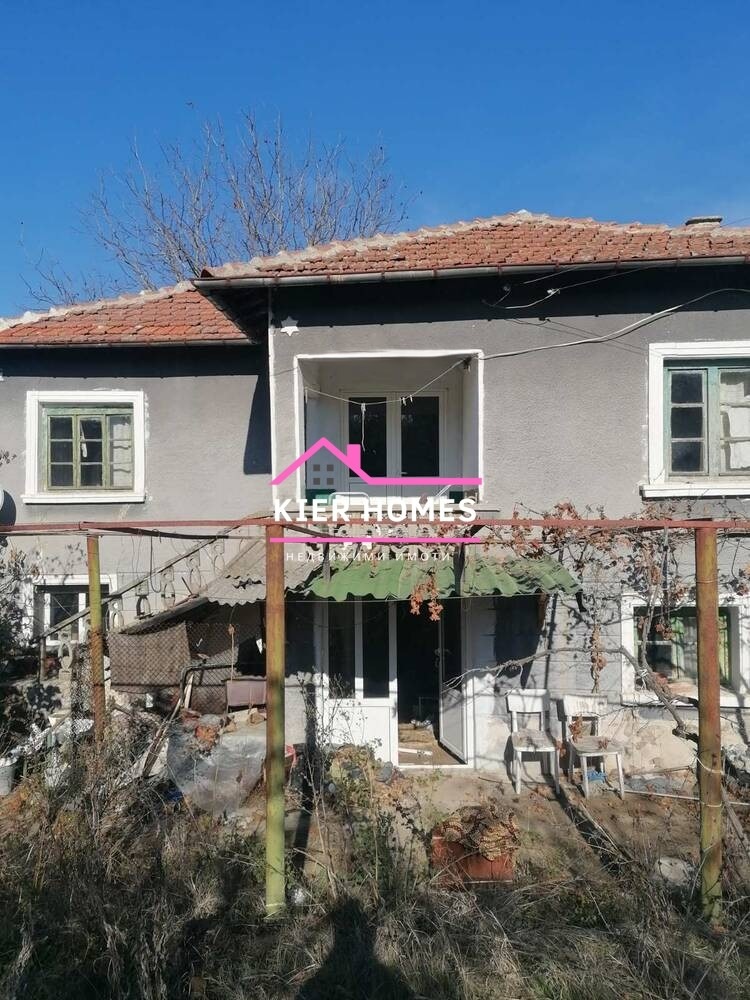 Продава КЪЩА, с. Каменна река, област Хасково