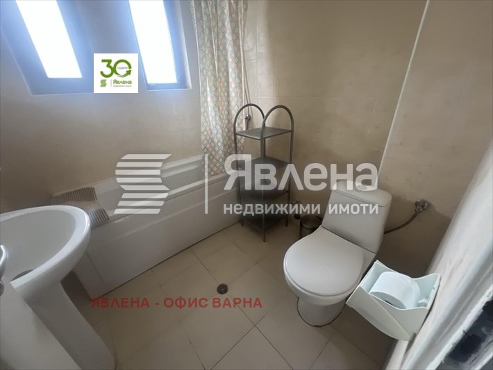 Продава КЪЩА, с. Църква, област Добрич, снимка 13 - Къщи - 55505327