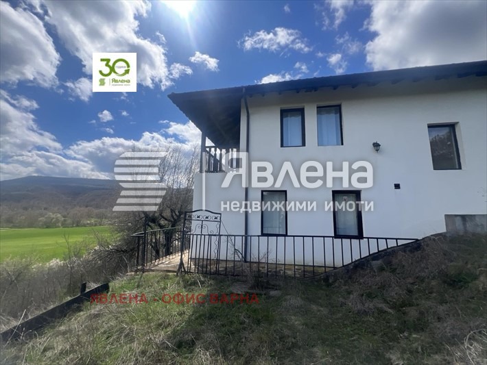 Продава КЪЩА, с. Църква, област Добрич