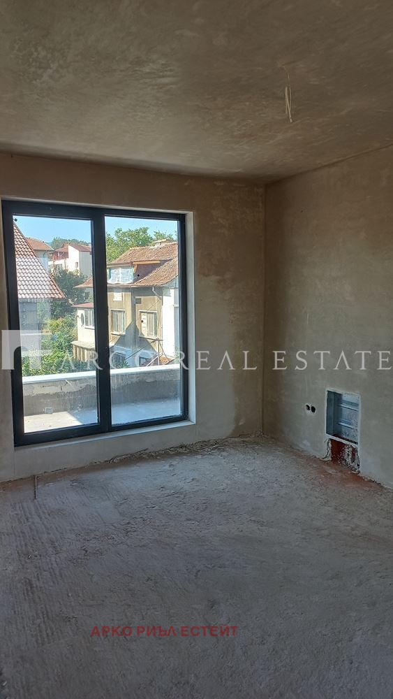 Продава КЪЩА, гр. София, Горна баня, снимка 3 - Къщи - 56069957
