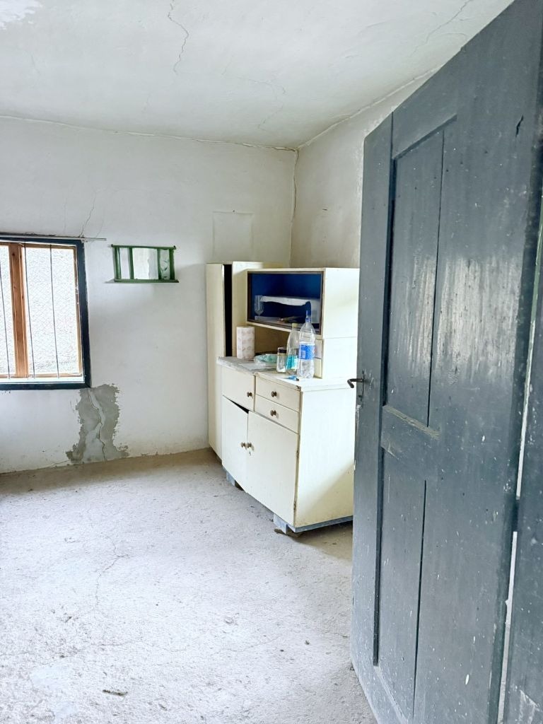 Продава КЪЩА, с. Цървеняно, област Кюстендил, снимка 12 - Къщи - 53558936