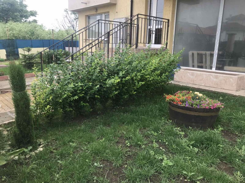 Продава МАГАЗИН, гр. Каварна, област Добрич, снимка 6 - Магазини - 52779597