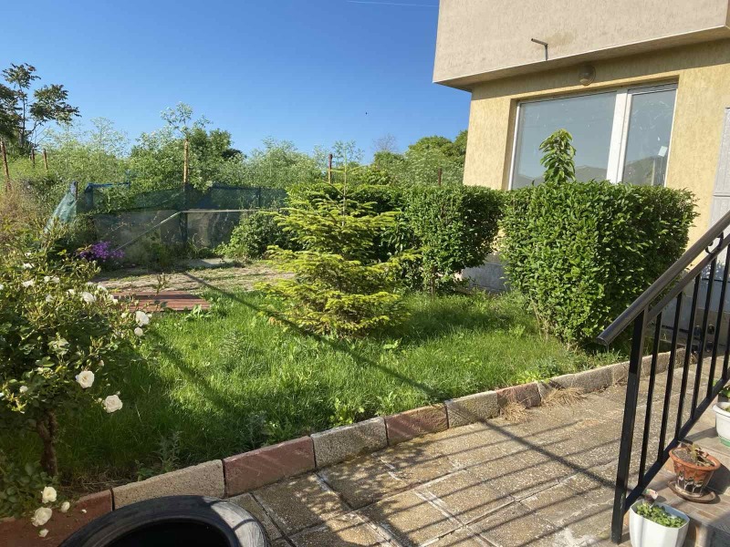 Продава МАГАЗИН, гр. Каварна, област Добрич, снимка 4 - Магазини - 52779597