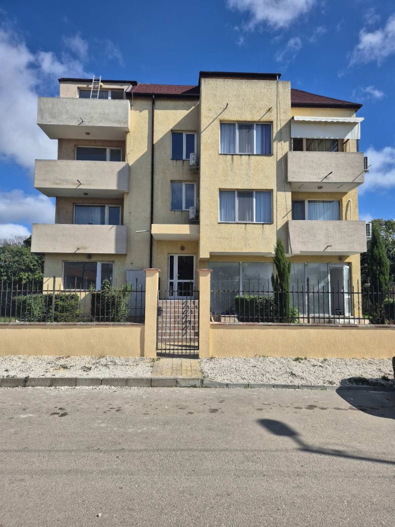 Продава МАГАЗИН, гр. Каварна, област Добрич, снимка 3 - Магазини - 52779597