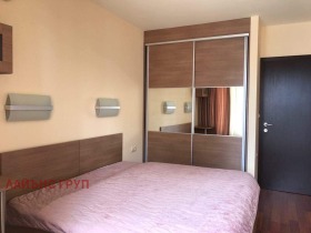 1 dormitorio k.k. Zlatni pyasatsi, Varna 11