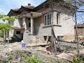 Продава къща област Велико Търново с. Драганово - [1] 