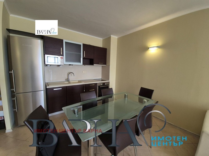 À vendre  1 chambre Varna , m-t Alen mak , 82 m² | 87712908