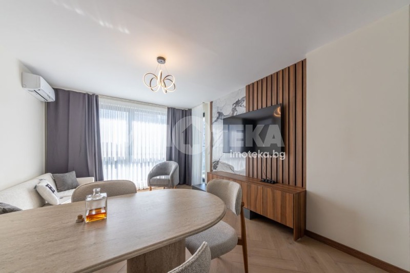 For Sale  1 bedroom Varna , Mladost 1 , 64 sq.m | 29000707 - image [2]