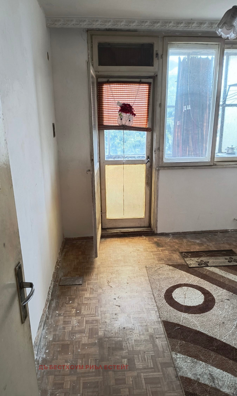 Продава 3-СТАЕН, гр. Варна, Централна поща, снимка 6 - Апартаменти - 52650171